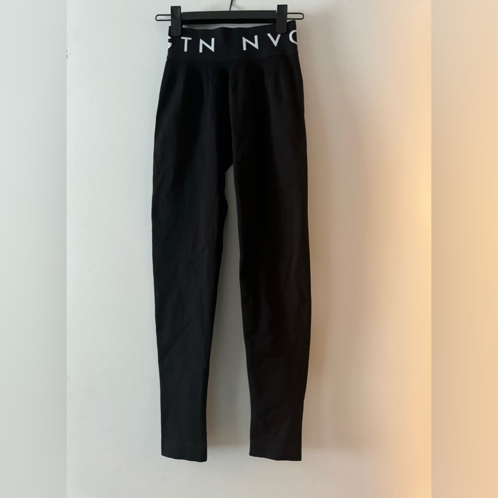 NVGTN Black Sports Seamless Leggings